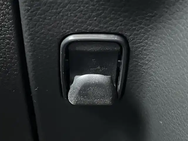 スズキ スペーシア HYBRID X 千葉県 2019(令1)年 3.9万km ピュアホワイトP デュアルカメラブレーキサポート/レーンキープアシスト/社外7インチナビ（MDV-D206）/バックカメラ/コーナーセンサー(後)/両側パワースライドドア/シートヒーター(D席)/ハロゲンヘッドライト/オートライト/オートハイビーム/スマートキー/プッシュスタート/フロアマット/電動格納ミラー