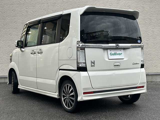 ホンダ Ｎ ＢＯＸ カスタム G ターボパッケージ 滋賀県 2012(平24)年 13.6万km プレミアムホワイトパール ワンオーナー/ディーラーナビ/　【AM・FM/DISC/USB/デジタルTV/Bluetooth】/両側パワースライドドア/横滑り防止システム/盗難防止システム/クルーズコントロール/パドルシフト/ETC
