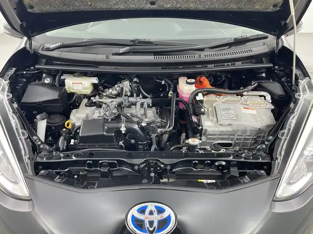 トヨタ アクア S スタイルブラック 愛知県 2019(平31)年 4.9万km ブラックマイカ 禁煙車/純正9インチナビ/（CD/DVD/Bluetooth/フルセグTV/AM/FM/SD）/バックカメラ/トヨタセーフティセンス/・プリクラッシュセーフティ/・レーンディパーチャーアラート/・オートマチックハイビーム/・クリアランスソナー/・誤発進抑制機能/ETC2.0/純正ドライブレコーダー/シートヒーター/純正15インチアルミホイール/スマートキー/純正フロアマット/LEDヘッドライト/フロントフォグライト/横滑り防止装置