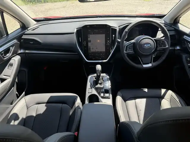 スバル インプレッサ ST－G 兵庫県 2024(令6)年 0.4万km ピュアレッド 純正ナビ/フルセグTV/全方位モニター/黒レザーシート/シートヒーター/パワーシート/ステリングヒーター/パドルシフト/純正17インチAW/LEDヘッドライト
