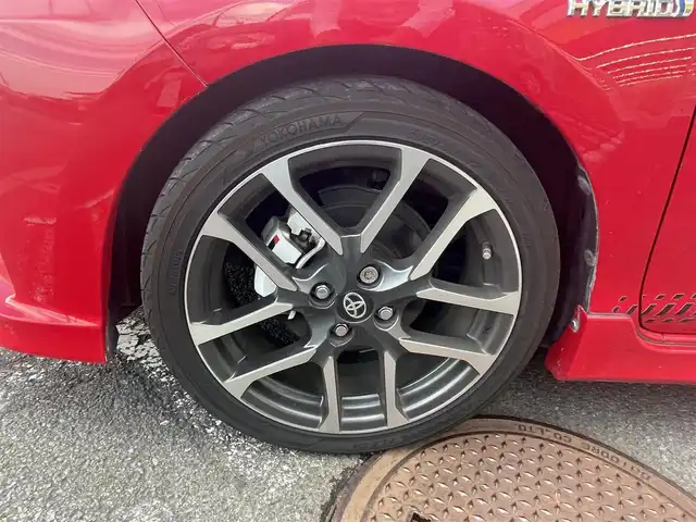 トヨタ アクア G GRスポーツ 17インチPKG 神奈川県 2018(平30)年 3.8万km スーパーレッドⅤ 安全機能装置/・衝突軽減システム/・横滑り防止装置/・レーンキープアシスト/クルーズコントロール/１７インチ純正AW/ハーフレザーシート/シートヒーター/純正ナビ/CD/フルセグTV/AM/FM/SD/BT/バックカメラ/オートハイビーム/LEDヘッドライト/フォグランプ/ETC