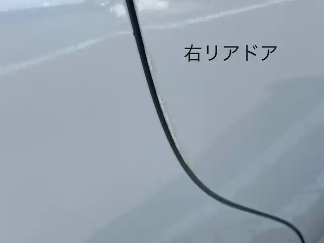 スズキ スイフト スポーツ 三重県 2013(平25)年 5.4万km スノーホワイトパール ナビ（Bluetooth/FM/AM/SD/TV/DISC）/バックカメラ/ドライブレコーダー(前後)/ETC/純正フロアマット/ESP（車両走行安定補助システム）/メタリックグレー加飾付HIDヘッドランプ/オートライト/防眩ミラー/ブラックハニカムメッシュフロントグリル/フロントエアロバンパー/フロントフォグランプ/サイドシル/リアスポイラー/ブラックディフーザー付リアエアロバンパー/専用デュアルマフラー/195/45R17タイヤ/17インチアルミホイール/テネコ製モンローショックアブソーバー/ヘアラインメタルインパネ加飾/シルバー加飾付アナログメーター/マルチインフォメーションディスプレイ/レッドスイッチ入ディンプル革巻きステアリングホイール/パドルシフト/ステンレスペダル/「Sport」刺繍/レッドスイッチ入ブラックスポーツシート/SRSエアバック（運転席/助手席）/イモビライザー/セキュリティアラーム/キーレスプッシュスタートシステム/スペアキー