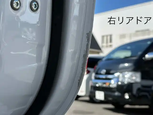 スズキ スイフト スポーツ 三重県 2013(平25)年 5.4万km スノーホワイトパール ナビ（Bluetooth/FM/AM/SD/TV/DISC）/バックカメラ/ドライブレコーダー(前後)/ETC/純正フロアマット/ESP（車両走行安定補助システム）/メタリックグレー加飾付HIDヘッドランプ/オートライト/防眩ミラー/ブラックハニカムメッシュフロントグリル/フロントエアロバンパー/フロントフォグランプ/サイドシル/リアスポイラー/ブラックディフーザー付リアエアロバンパー/専用デュアルマフラー/195/45R17タイヤ/17インチアルミホイール/テネコ製モンローショックアブソーバー/ヘアラインメタルインパネ加飾/シルバー加飾付アナログメーター/マルチインフォメーションディスプレイ/レッドスイッチ入ディンプル革巻きステアリングホイール/パドルシフト/ステンレスペダル/「Sport」刺繍/レッドスイッチ入ブラックスポーツシート/SRSエアバック（運転席/助手席）/イモビライザー/セキュリティアラーム/キーレスプッシュスタートシステム/スペアキー