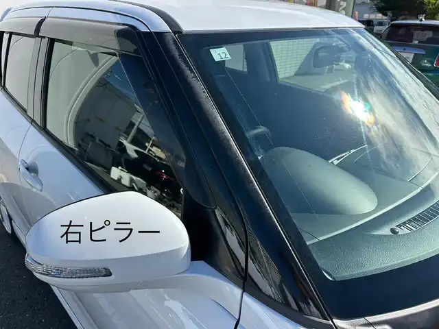 スズキ スイフト スポーツ 三重県 2013(平25)年 5.4万km スノーホワイトパール ナビ（Bluetooth/FM/AM/SD/TV/DISC）/バックカメラ/ドライブレコーダー(前後)/ETC/純正フロアマット/ESP（車両走行安定補助システム）/メタリックグレー加飾付HIDヘッドランプ/オートライト/防眩ミラー/ブラックハニカムメッシュフロントグリル/フロントエアロバンパー/フロントフォグランプ/サイドシル/リアスポイラー/ブラックディフーザー付リアエアロバンパー/専用デュアルマフラー/195/45R17タイヤ/17インチアルミホイール/テネコ製モンローショックアブソーバー/ヘアラインメタルインパネ加飾/シルバー加飾付アナログメーター/マルチインフォメーションディスプレイ/レッドスイッチ入ディンプル革巻きステアリングホイール/パドルシフト/ステンレスペダル/「Sport」刺繍/レッドスイッチ入ブラックスポーツシート/SRSエアバック（運転席/助手席）/イモビライザー/セキュリティアラーム/キーレスプッシュスタートシステム/スペアキー