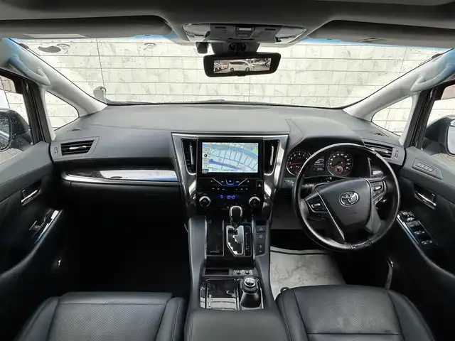 トヨタ アルファード S Cパッケージ 福岡県 2019(令1)年 6万km ブラック 社外１０型SDナビ(フルセグTV/CD/DVD/BT)フリップダウンモニターサンルーフ電動リアゲートトヨタセーフティーモデリスタエアロコーナーセンサー両側パワスラレーダークルコンシートヒーター エアシートハンドルヒーターデジタルミラーオートホールド三眼LEDヘッドライトシーケンスウィンカープッシュスタートスマートキー