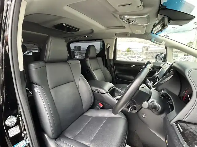 トヨタ アルファード S Cパッケージ 福岡県 2019(令1)年 6万km ブラック 社外１０型SDナビ(フルセグTV/CD/DVD/BT)フリップダウンモニターサンルーフ電動リアゲートトヨタセーフティーモデリスタエアロコーナーセンサー両側パワスラレーダークルコンシートヒーター エアシートハンドルヒーターデジタルミラーオートホールド三眼LEDヘッドライトシーケンスウィンカープッシュスタートスマートキー