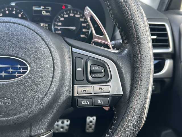 スバル フォレスター 2．0XT アイサイト 青森県 2015(平27)年 8.8万km クリスタルブラックシリカ ４WD/ターボ/ワンオーナー/社外ナビ/フルセグTV/バックカメラ/アイサイトVer3/アドバンスドセーフティパッケージ/全車速追従機能付クルーズコントロール/ルーフレール/パドルシフト/LEDヘッドランプ/オートライト/前席パワーシート/シートヒーター/ETC/スマートキー/プッシュスタート/保証書/取説/スペアキー1本