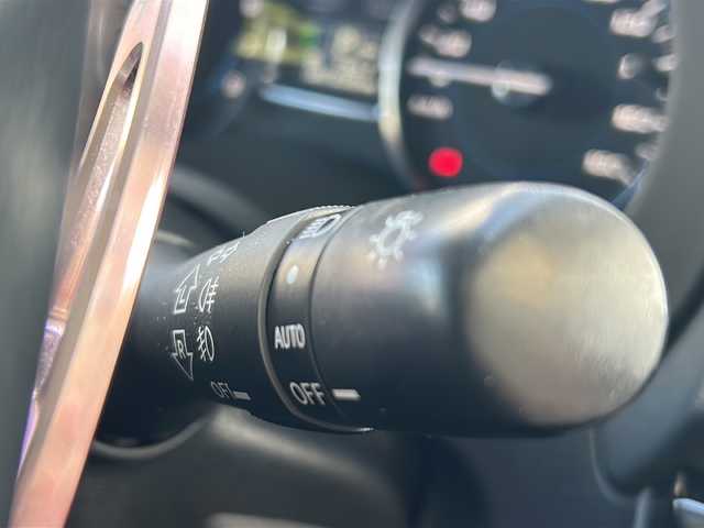 スバル フォレスター 2．0XT アイサイト 青森県 2015(平27)年 8.8万km クリスタルブラックシリカ ４WD/ターボ/ワンオーナー/社外ナビ/フルセグTV/バックカメラ/アイサイトVer3/アドバンスドセーフティパッケージ/全車速追従機能付クルーズコントロール/ルーフレール/パドルシフト/LEDヘッドランプ/オートライト/前席パワーシート/シートヒーター/ETC/スマートキー/プッシュスタート/保証書/取説/スペアキー1本