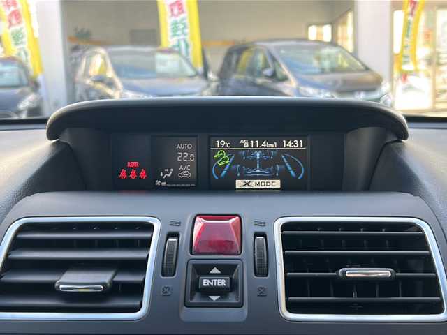 スバル フォレスター 2．0XT アイサイト 青森県 2015(平27)年 8.8万km クリスタルブラックシリカ ４WD/ターボ/ワンオーナー/社外ナビ/フルセグTV/バックカメラ/アイサイトVer3/アドバンスドセーフティパッケージ/全車速追従機能付クルーズコントロール/ルーフレール/パドルシフト/LEDヘッドランプ/オートライト/前席パワーシート/シートヒーター/ETC/スマートキー/プッシュスタート/保証書/取説/スペアキー1本