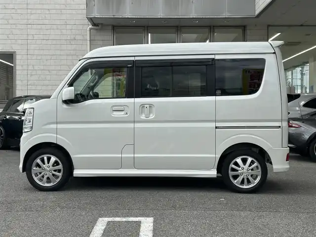 スズキ エブリィ ワゴン PZターボ 奈良県 2018(平30)年 11.1万km パールホワイト /社外ナビ/MDV-Z905///iPad/AV-in/CD/BT/フルセグTV//片側パワースライドドア//衝突軽減システム//D席シートヒーター//プッシュスタート//ステアリングスイッチ//ドライブレコーダー//横滑り防止システム//ETC/ドアバイザー//オートライト/フォグ/社外フロアマット//ドアバイザー/横滑り防止システム//電格ミラー//スペアキーx1//社外フロントシェル//純正14インチAW//保証書/取扱説明書