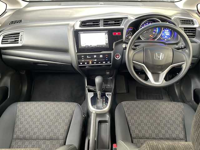 ホンダ フィット 13G Fパッケージ 岐阜県 2015(平27)年 8.1万km ミラノレッド /ワンオーナー//純正メモリナビ(VXM-155VSi)/(TV/Bluetooth/DVD/CD/SD)//アイドリングストップ//ＥＴＣ//ＥＣＯＮ//スマートキー//スペアキーx1//オートリトラクタブルミラー//純正フロアマット