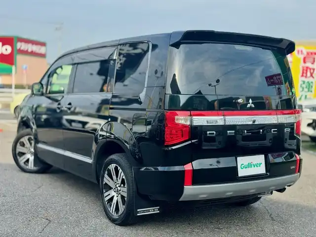 三菱 デリカＤ：５ G パワーパッケージ 滋賀県 2021(令3)年 4.6万km エメラルドブラックパール 純正10.1インチフルセグナビ/　フルセグ Bluetooth SD CD DVD AM FM/マルチアラウンドモニター/アルパイン11.5インチフリップダウンモニター/ドライブレコーダー前後/衝突軽減ブレーキシステム（FCM）/車線逸脱警報システム（LDW）/オートマチックハイビーム/レーダークルーズコントロール/誤発進抑制機能/パワーバックドア/両側パワースライドドア/ビルトインETC/シートヒーター/ステアリングヒーター/パドルシフト/純正18インチアルミ/純正フロアマット/純正ドアバイザー/スマートキー×2/プッシュスタート/