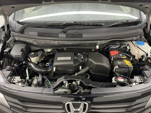ホンダ Ｎ ＷＧＮ カスタムG SSブラックスタイルPKG 三重県 2018(平30)年 4.3万km クリスタルブラックパール ガソリン/FF/インパネCVT/純正 7インチナビ VXM-165VFi/（CD/DVD/FM/AM/TV/Music Rack/iPod/SD/USB/Bluetooth/VTR/AUX/CarPlay）/バックカメラ/安全/・近距離衝突軽減ブレーキ［CTBA］/・VSA（ABS＋TCS＋横すべり抑制）/・SRS サイド＆カーテンエアバッグ/など/装備/・ハーフレザーシート（プライムスムース&ジャージコンビシート（バイオレットダブルステッチ））/・ハーフレザー（レザー調×ファブリック）シートカバー付/・シートヒーター（D/N）/・クルーズコントロール/・オートエアコン/・オートライト/・キセノンヘッドライト/・LEDフロントフォグランプ/・ステアリングスイッチ/・電動格納ドアミラー（ウインカー付）/・本革巻きステアリング/・リアシートベルトインジケータ付きインナーミラー/・純正14inAW/・プッシュスタート/・スマートキーx1/・保/取/ナビ取/など