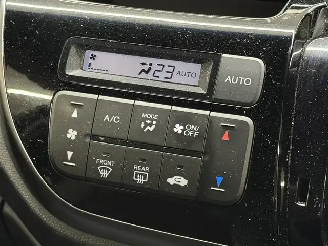 ホンダ Ｎ ＷＧＮ カスタムG SSブラックスタイルPKG 三重県 2018(平30)年 4.3万km クリスタルブラックパール ガソリン/FF/インパネCVT/純正 7インチナビ VXM-165VFi/（CD/DVD/FM/AM/TV/Music Rack/iPod/SD/USB/Bluetooth/VTR/AUX/CarPlay）/バックカメラ/安全/・近距離衝突軽減ブレーキ［CTBA］/・VSA（ABS＋TCS＋横すべり抑制）/・SRS サイド＆カーテンエアバッグ/など/装備/・ハーフレザーシート（プライムスムース&ジャージコンビシート（バイオレットダブルステッチ））/・ハーフレザー（レザー調×ファブリック）シートカバー付/・シートヒーター（D/N）/・クルーズコントロール/・オートエアコン/・オートライト/・キセノンヘッドライト/・LEDフロントフォグランプ/・ステアリングスイッチ/・電動格納ドアミラー（ウインカー付）/・本革巻きステアリング/・リアシートベルトインジケータ付きインナーミラー/・純正14inAW/・プッシュスタート/・スマートキーx1/・保/取/ナビ取/など