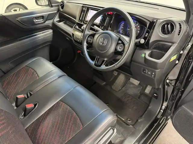 ホンダ Ｎ ＷＧＮ カスタムG SSブラックスタイルPKG 三重県 2018(平30)年 4.3万km クリスタルブラックパール ガソリン/FF/インパネCVT/純正 7インチナビ VXM-165VFi/（CD/DVD/FM/AM/TV/Music Rack/iPod/SD/USB/Bluetooth/VTR/AUX/CarPlay）/バックカメラ/安全/・近距離衝突軽減ブレーキ［CTBA］/・VSA（ABS＋TCS＋横すべり抑制）/・SRS サイド＆カーテンエアバッグ/など/装備/・ハーフレザーシート（プライムスムース&ジャージコンビシート（バイオレットダブルステッチ））/・ハーフレザー（レザー調×ファブリック）シートカバー付/・シートヒーター（D/N）/・クルーズコントロール/・オートエアコン/・オートライト/・キセノンヘッドライト/・LEDフロントフォグランプ/・ステアリングスイッチ/・電動格納ドアミラー（ウインカー付）/・本革巻きステアリング/・リアシートベルトインジケータ付きインナーミラー/・純正14inAW/・プッシュスタート/・スマートキーx1/・保/取/ナビ取/など