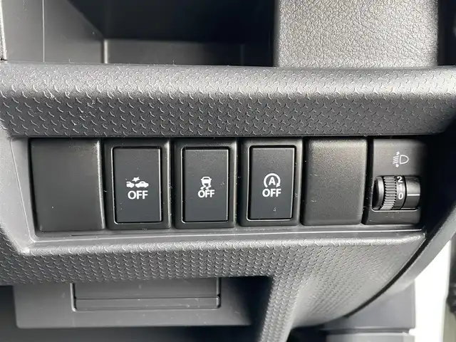 スズキ ハスラー G 道央・札幌 2018(平30)年 5.4万km ピュアホワイトP ・4WD/・社外SDナビ/・CD/DVD/SD/フルセグTV/・Bluetooth接続/・衝突被害軽減ブレーキ/・ヒルディセントコントロール/・グリップコントロール/・横滑り防止装置/・前席シートヒーター/・ベンチシート/・ヘッドライトレベライザー/・純正フロアマット/・電動格納ミラー/・ドアバイザー/・プッシュスタート/・スマートキー/・保証書
