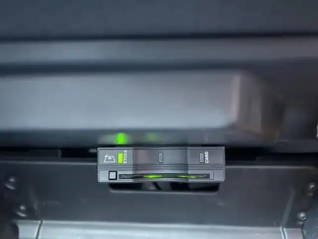ランドローバー レンジローバーイヴォーク S 宮城県 2020(令2)年 4.8万km パール /メモリナビ/AM/FM/BT/USB//フルセグテレビ//バックカメラ//デジタルインナーミラー//クリアランスソナー//ブラインドスポットモニター//アイドリングストップ//ETC2.0//社外AW夏タイヤ253/50R20積込//前席シートヒーター//前席パワーシート//前後ドラレコ//全周囲カメラ