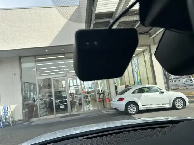 ランドローバー レンジローバーイヴォーク S 宮城県 2020(令2)年 4.8万km パール /メモリナビ/AM/FM/BT/USB//フルセグテレビ//バックカメラ//デジタルインナーミラー//クリアランスソナー//ブラインドスポットモニター//アイドリングストップ//ETC2.0//社外AW夏タイヤ253/50R20積込//前席シートヒーター//前席パワーシート//前後ドラレコ//全周囲カメラ