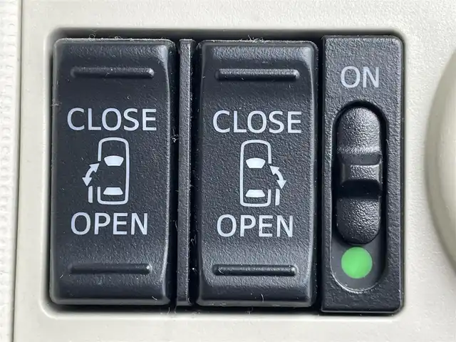 ダイハツ ムーヴ キャンバス G メイクアップ VS SAⅢ 広島県 2021(令3)年 5.4万km パールホワイトⅢ/ナチュラルベージュマイカメタリック 2トーン 純正7インチナビ/・AM/FM/CD/DVD/SD/USB/Bluetooth/フルセグTV/パノラマモニター/スマートアシストIII/・衝突回避支援ブレーキ(対車両/対歩行者)/・衝突警報機能/・車線逸脱警報機能/・誤発進抑制制御機能(前方/後方)/・先行車発進お知らせ機能/・オートハイビーム/ワンタッチ式オートオープンカップホルダー/前席シートヒーター/ステアリングスイッチ/リヤヒーターダクト