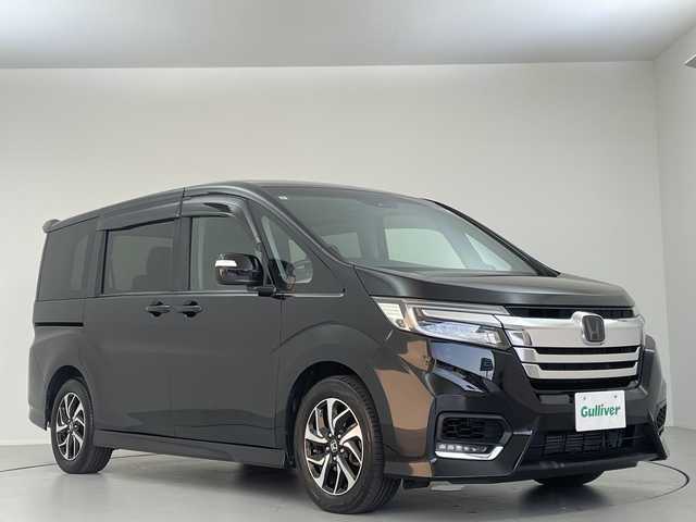 ホンダ ステップワゴン スパーダ ホンダセンシング 大阪府 2018(平30)年 5.8万km プレミアムスパークルブラックパール 純正９型ナビ　フルセグＴＶ　バックカメラ　ドライブレコーダー　ビルトインＥＴＣ　両側パワースライドドア　純正１６インチＡＷ　ＨＩＤヘッド　フォグ　パドルシフト　純正府フロアマット　スマートキー　禁煙車