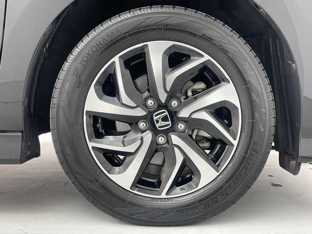 ホンダ ステップワゴン スパーダ ホンダセンシング 大阪府 2018(平30)年 5.8万km プレミアムスパークルブラックパール 純正９型ナビ　フルセグＴＶ　バックカメラ　ドライブレコーダー　ビルトインＥＴＣ　両側パワースライドドア　純正１６インチＡＷ　ＨＩＤヘッド　フォグ　パドルシフト　純正府フロアマット　スマートキー　禁煙車