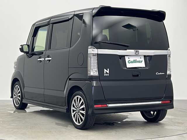 ホンダ Ｎ ＢＯＸ カスタム G ターボ Lパッケージ 大阪府 2016(平28)年 5.7万km スマートブラック 純正7インチナビ/　フルセグTV　BT　DVD再生機能/バックカメラ/横滑り防止機能/ABS/両側パワースライドドア/プッシュスタート/スマートキー/ECONモード/純正フロアマット/純正アルミホイール/サイドアンダーミラー/ドアバイザー/オートライト/フォグランプ