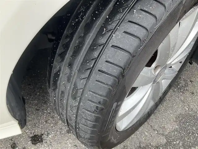 メルセデス・ベンツ Ａ１８０ スタイル 滋賀県 2016(平28)年 6.4万km 白 車検7年9月まで/ターボ車/レーダーセーフティパッケージ/クルーズコントロール/COMANDシステム8インチディスプレイ/Bluetooth、CD、DVD TV/バックカメラ/ETC2.0/本革巻ステアリング/電気式パーキングブレーキ/取扱説明書/保証書