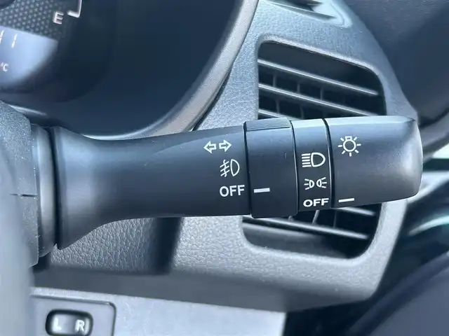ダイハツ コペン セロ 福島県 2019(令1)年 4.6万km ブリティッシュグリーンマイカ 社外SDナビ(CN-RE05WD)/【フルセグ/BT/DVD/CD/SD/AM/FM】/バックカメラ/ナビ連動前方ドライブレコーダー(CA-DR025D)/ETC2.0/レッドインテリアパック/横滑り防止装置/前席シートヒーター/純正フロアマット/アイドリングストップ/LEDヘッドライト/フォグランプ/TRC/盗難防止装置/ステアリングスイッチ