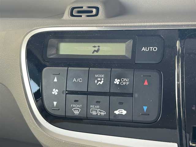 ホンダ Ｎ ＢＯＸ G SSパッケージ 高知県 2016(平28)年 1.8万km プレミアムディープモカパール ワンオーナー /純正ディスプレイオーディオ (WX-171C)/【CD TV USB バックカメラ 】/ビルトインETC /両側パワースライドドア /前席シートヒーター /チップアップシート /エンジンスタートボタン /横滑り防止装置 /オートライト/純正フロアマット/保証書/取扱説明書