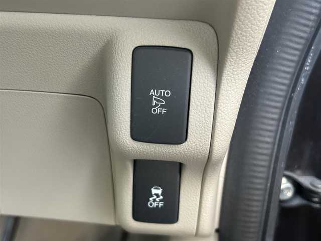 ホンダ Ｎ ＢＯＸ G SSパッケージ 高知県 2016(平28)年 1.8万km プレミアムディープモカパール ワンオーナー /純正ディスプレイオーディオ (WX-171C)/【CD TV USB バックカメラ 】/ビルトインETC /両側パワースライドドア /前席シートヒーター /チップアップシート /エンジンスタートボタン /横滑り防止装置 /オートライト/純正フロアマット/保証書/取扱説明書