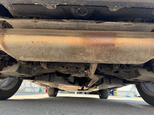 トヨタ ハリアー Z 道東・釧路十勝 2020(令2)年 4.4万km ホワイトパールクリスタルシャイン 4WD/寒冷地仕様/ワンオーナー/純正ディスプレイオーディオ/  (ナビ/フルセグTV/Bluetooth)/パノラミックビューモニター/トヨタセーフティセンス/  プリクラッシュセーフティ/  レーントレーシングアシスト/  レーダークルーズコントロール/  アダプティブハイビームシステム/  ロードサインアシスト/LEDリアフォグランプ/おくだけ充電/フロントワイパーデアイサー/パワバックドア/ハーフレザーシート/パワーシート/デジタルインナーミラー/ブラインドスポットミニター/JBLサウンドシステム/ミラーヒーター/革巻きステアリング/ステアリングリモコン/電動チルト&テレスコピックステアリング/USBソケット/横滑り防止装置/LEDヘッドライト/フォグライト/純正フロアマット/純正ドアバイザー/純正ラゲッジマット/ビルトインETC(2.0)/モデリスタフルエアロ/ヘッドアップディスプレイ/スマートキー/エンジンプッシュスタート/スペアキー/取扱説明書/保証書/純正19インチアルミホイール/冬タイヤ積み込み/  (225/65R17、6mm、2020年製、BS、社外AW)