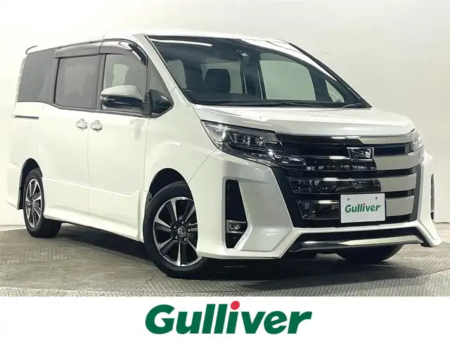 トヨタ ノア Si ダブルバイビーⅡ 大阪府 2020(令2)年 2.9万km ホワイトパールクリスタルシャイン 純正9incナビ(フルセグ/DVD再生/Bluetooth) バックカメラ 後席モニター ETC 両側パワースライドドア ハーフレザー 衝突軽減 クルコン トヨタセーフティセンス リアオートエアコン