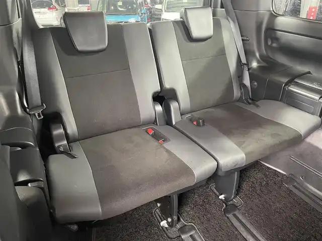 トヨタ ノア Si ダブルバイビーⅡ 大阪府 2020(令2)年 2.9万km ホワイトパールクリスタルシャイン 純正9incナビ(フルセグ/DVD再生/Bluetooth) バックカメラ 後席モニター ETC 両側パワースライドドア ハーフレザー 衝突軽減 クルコン トヨタセーフティセンス リアオートエアコン