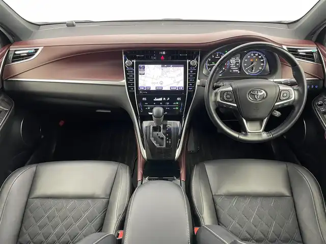 トヨタ ハリアー プログレス 埼玉県 2019(平31)年 5.3万km ホワイトパールクリスタルシャイン メーカーナビ　/パノラミックビューモニター　/地デジＴＶ　/JBLサウンド　/トヨタセーフティセンス　/レーダークルーズコントロール　/ハーフレザー　/ビルトインETC2.0/ドライブレコーダー/純正アルミホイール　/LEDオートライト