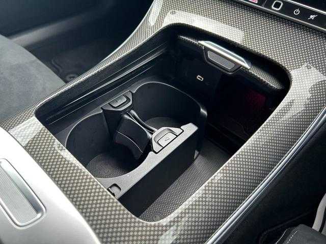 メルセデス・ベンツ Ｍ・ベンツ Ｃ２２０ｄ アバンギャルド　AMGライン 埼玉県 2023(令5)年 1.1万km オブシディアンブラック ワンオーナー　/サンルーフ　/黒半革シート　/ベーシックＰＫＧ　/ヘッドアップディスプレイ　/全周囲カメラ　/前席シートヒータ　/パワートランク　/ＥＴＣ