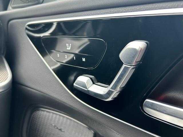 メルセデス・ベンツ Ｍ・ベンツ Ｃ２２０ｄ アバンギャルド　AMGライン 埼玉県 2023(令5)年 1.1万km オブシディアンブラック ワンオーナー　/サンルーフ　/黒半革シート　/ベーシックＰＫＧ　/ヘッドアップディスプレイ　/全周囲カメラ　/前席シートヒータ　/パワートランク　/ＥＴＣ