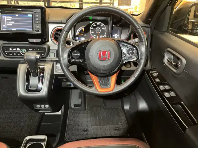 ホンダ Ｎ ＯＮＥ RS 千葉県 2022(令4)年 2.7万km クリスタルブラックパール 純正ディスプレイオーディオ/(FM/AM/CD/ワンセグ/Bluetooth)/衝突被害軽減システム/車線逸脱警報/バックカメラ/アダプティブクルーズコントロール/横滑り防止装置/ETC/LEDヘッドライト/フォグランプ/オートライト/ウィンカーミラー/電動格納ミラー/純正15インチAW/シートリフター/禁煙車/プッシュスタート/スマートキー/フロアマット/スペアキー/取扱説明書/保証書/記録簿