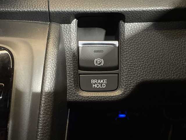 ホンダ Ｎ ＯＮＥ RS 千葉県 2022(令4)年 2.7万km クリスタルブラックパール 純正ディスプレイオーディオ/(FM/AM/CD/ワンセグ/Bluetooth)/衝突被害軽減システム/車線逸脱警報/バックカメラ/アダプティブクルーズコントロール/横滑り防止装置/ETC/LEDヘッドライト/フォグランプ/オートライト/ウィンカーミラー/電動格納ミラー/純正15インチAW/シートリフター/禁煙車/プッシュスタート/スマートキー/フロアマット/スペアキー/取扱説明書/保証書/記録簿