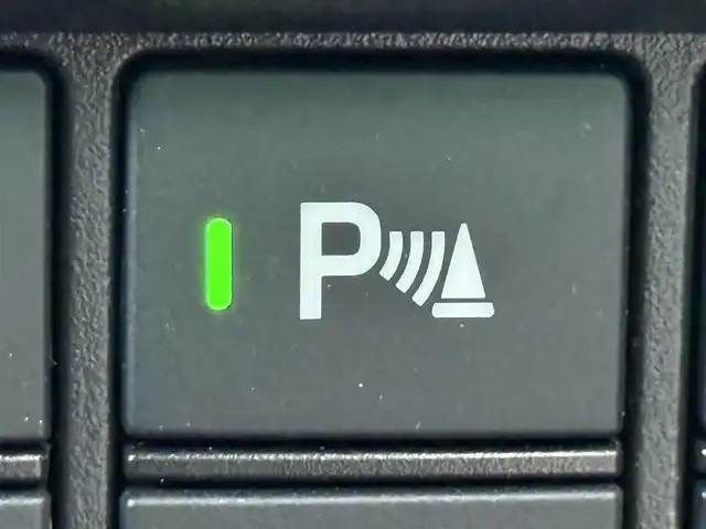 ホンダ Ｎ ＯＮＥ RS 千葉県 2022(令4)年 2.7万km クリスタルブラックパール 純正ディスプレイオーディオ/(FM/AM/CD/ワンセグ/Bluetooth)/衝突被害軽減システム/車線逸脱警報/バックカメラ/アダプティブクルーズコントロール/横滑り防止装置/ETC/LEDヘッドライト/フォグランプ/オートライト/ウィンカーミラー/電動格納ミラー/純正15インチAW/シートリフター/禁煙車/プッシュスタート/スマートキー/フロアマット/スペアキー/取扱説明書/保証書/記録簿