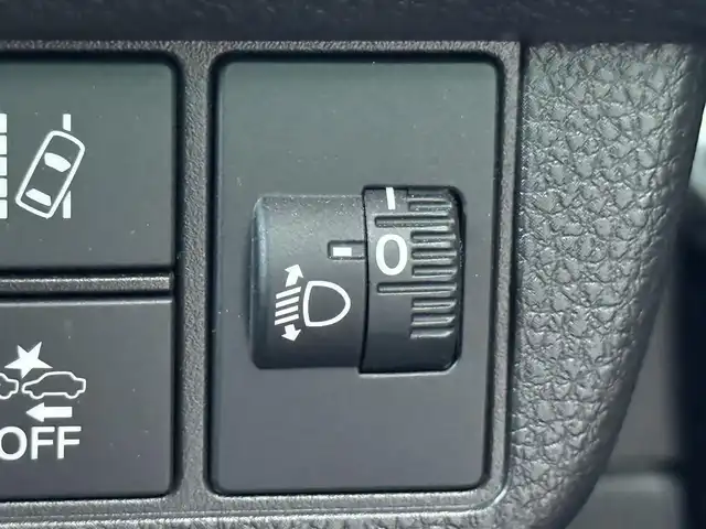 ホンダ Ｎ ＯＮＥ RS 千葉県 2022(令4)年 2.7万km クリスタルブラックパール 純正ディスプレイオーディオ/(FM/AM/CD/ワンセグ/Bluetooth)/衝突被害軽減システム/車線逸脱警報/バックカメラ/アダプティブクルーズコントロール/横滑り防止装置/ETC/LEDヘッドライト/フォグランプ/オートライト/ウィンカーミラー/電動格納ミラー/純正15インチAW/シートリフター/禁煙車/プッシュスタート/スマートキー/フロアマット/スペアキー/取扱説明書/保証書/記録簿