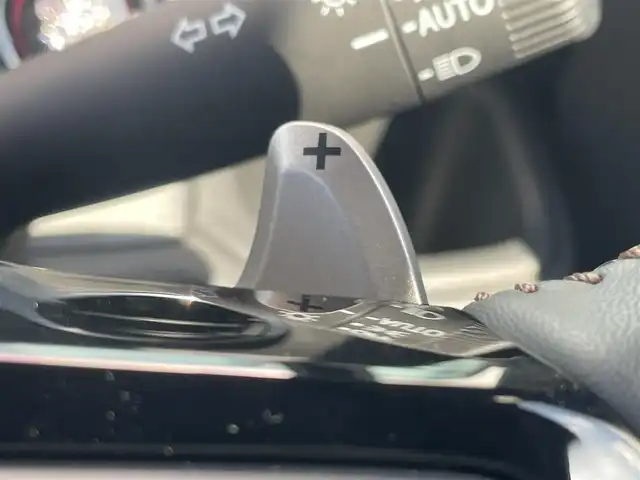 ホンダ Ｎ ＢＯＸ カスタム ターボ 和歌山県 2024(令6)年 0.2万km ミッドナイトブルービームM 純正9インチナビ/フルセグTV/Bluetooth/CD/DVD/USB/Apple car play/Android Auto/バックカメラ/ビルトインETC/ホンダセンシング/コーナーセンサー/アダプティブクルーズコントロール/両側パワースライドドア/ハーフレザーシート/前席シートヒーター/革ステアリング/ステアリングスイッチ/パドルシフト/電動パーキングブレーキ/ブレーキホールド/LEDヘッドライト/オートライト/プッシュスタート/スマートキー/スペアキー