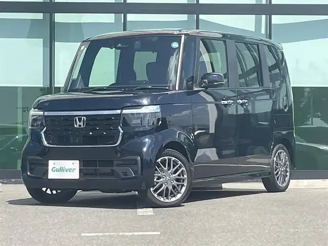 ホンダ Ｎ ＢＯＸ カスタム ターボ 和歌山県 2024(令6)年 0.2万km ミッドナイトブルービームM 純正9インチナビ/フルセグTV/Bluetooth/CD/DVD/USB/Apple car play/Android Auto/バックカメラ/ビルトインETC/ホンダセンシング/コーナーセンサー/アダプティブクルーズコントロール/両側パワースライドドア/ハーフレザーシート/前席シートヒーター/革ステアリング/ステアリングスイッチ/パドルシフト/電動パーキングブレーキ/ブレーキホールド/LEDヘッドライト/オートライト/プッシュスタート/スマートキー/スペアキー