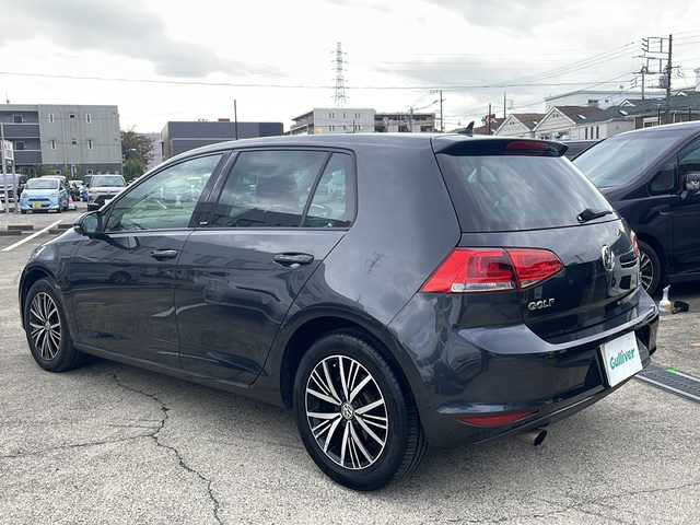 フォルクスワーゲン ゴルフ オールスター 神奈川県 2016(平28)年 5.1万km カーボンスティールグレーM 純正ナビ/【CD/DVD/SD/BT/USB/MirrorLink/フルセグTV】/バックカメラ/レーダークルーズコントロール/パドルシフト/ダウンヒルアシストコントロール/レーンキープアシスト/疲労検知システム/電動パーキングブレーキ/オートブレーキホールド/オートライト/オートワイパー/衝突被害軽減システム/横滑り防止装置/盗難防止装置/アイドリングストップ/ステアリングスイッチ/ISOFIX/新車時保証書/取扱説明書/スペアキー×１