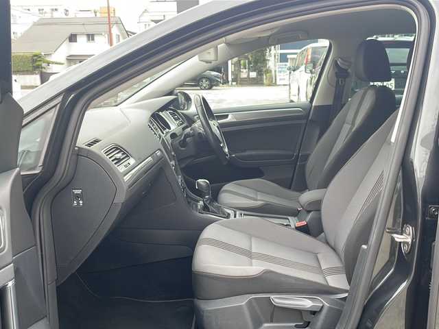 フォルクスワーゲン ゴルフ オールスター 神奈川県 2016(平28)年 5.1万km カーボンスティールグレーM 純正ナビ/【CD/DVD/SD/BT/USB/MirrorLink/フルセグTV】/バックカメラ/レーダークルーズコントロール/パドルシフト/ダウンヒルアシストコントロール/レーンキープアシスト/疲労検知システム/電動パーキングブレーキ/オートブレーキホールド/オートライト/オートワイパー/衝突被害軽減システム/横滑り防止装置/盗難防止装置/アイドリングストップ/ステアリングスイッチ/ISOFIX/新車時保証書/取扱説明書/スペアキー×１