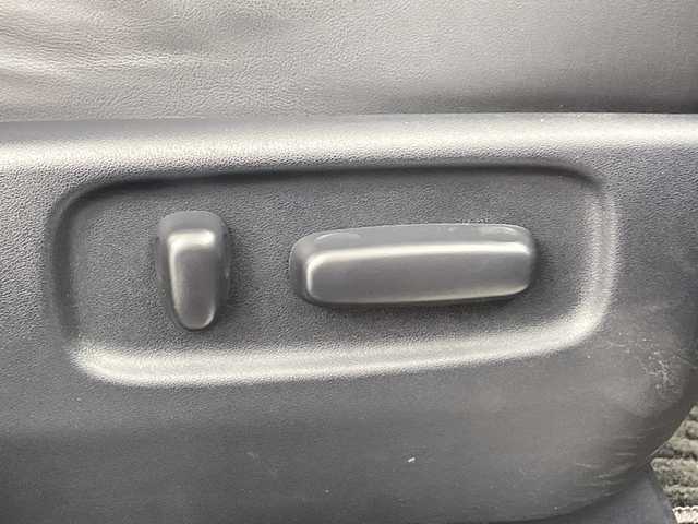 トヨタ エスティマ アエラス プレミアム 群馬県 2019(令1)年 4.2万km ブラック/レッドマイカメタリック 2トーン 純正１０型ナビ　/バックカメラ/電動リアゲート　/ＥＴＣ２．０　/＝＝＝＝＝＝＝＝＝＝＝＝＝＝＝＝＝＝＝＝＝＝＝＝＝/両側電動スライドドア　/衝突被害軽減ブレーキ　/クルーズコントロール　/ＬＥＤヘッドライト　/オートマチックハイビーム　/ハーフレザーシート　/純正アルミホイール　/禁煙