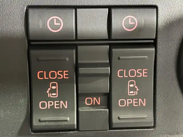 トヨタ ルーミー カスタムG－T 大阪府 2022(令4)年 2.5万km ブラックマイカメタリック/ブリリアントカッパークリスタルマイカ 2トーン 純正9incナビTV 360カメラ 両側パワースライドドア シートヒーター レーダークルコン 衝突軽減ブレーキ レーンアシスト スマートキー プッシュスタート クリアランスソナー 前後ドライブレコーダー ETC