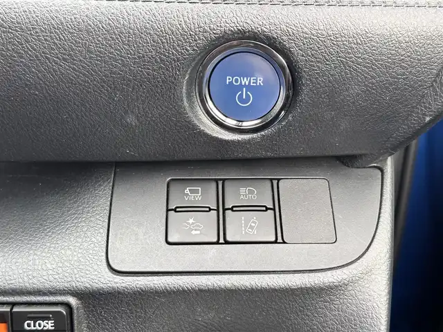 トヨタ シエンタ ハイブリッド ファンベースG 宮城県 2019(平31)年 4.2万km コバルトブルーメタリック LEDランプパッケージ/・オートレベリング機能付LEDヘッドランプ/・オートライト/・LEDフロントフォグランプ/・レッド加飾付クリアレンズLEDリアコンビネーションランプ/パノラミックビュー対応ナビレディパッケージ/・パノラミックビューモニター/・ステアリングスイッチ/・ドアミラーヒーター/インテリジェントクリアランスソナー/シートヒーター（運転席/助手席）/ステアリングヒーター/＝＝＝/セーフティセンス/・プリクラッシュセーフティ/・レーンディパーチャーアラート/・オートマチックハイビーム/先行車発進告知機能/純正ナビ（NSZT-W68T）/・CD/DVD/・Bluetooth/・フルセグTV/ビルトインETC/ドライブレコーダー/革巻きステアリング/電動格納ミラー/純正フロアマット/純正ドアバイザー/Wエアバッグ