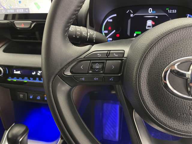 トヨタ ヤリスクロス ハイブリッド Z 長野県 2021(令3)年 8.1万km ホワイトパールクリスタルシャイン ４ＷＤ/純正ナビ/ＣＤ・ＤＶＤ再生/Bluetooth Audio/バックカメラ/前後ドライブレコーダー/衝突被害軽減ブレーキ/オートマチックハイビーム/レーンディパーチャーアラート/Ｄ席パワーシート/前席シートヒーター/LEDヘッドライト/オートライト/純正アルミ＋サマータイヤ車載/Miracast/スマートキーx2/プッシュスタート