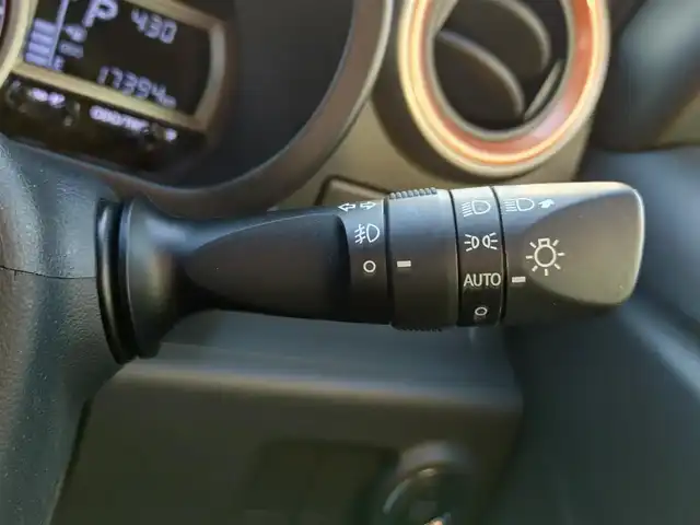 トヨタ パッソ モーダ　Gパッケージ 和歌山県 2018(平30)年 1.8万km ブラックマイカメタリック 純正7インチナビ（NSZT-W66T)/バックカメラ/衝突軽減ブレーキ/前後コーナーセンサー/オートライト/横滑り防止/ビルトインETC/ドラレコ/ステリモ/LEDヘッドライト/フォグランプ