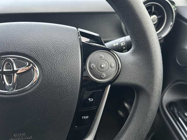 トヨタ アクア S スタイルブラック 熊本県 2018(平30)年 5.2万km ダークブルーマイカ 純正ナビ/・AM/FM/CD/DVD/BT/SD/・フルセグTV/・バックカメラ/トヨタセーフティセンス/・プリクラッシュセーフティ/・レーンディパーチャーアラート/・オートマチックハイビーム/・先行車発進お知らせ/純正フロアマット/ETC/横滑り防止装置/電動格納ミラー/ウインカーミラー/ドアバイザー/プッシュスタート/スマートキー